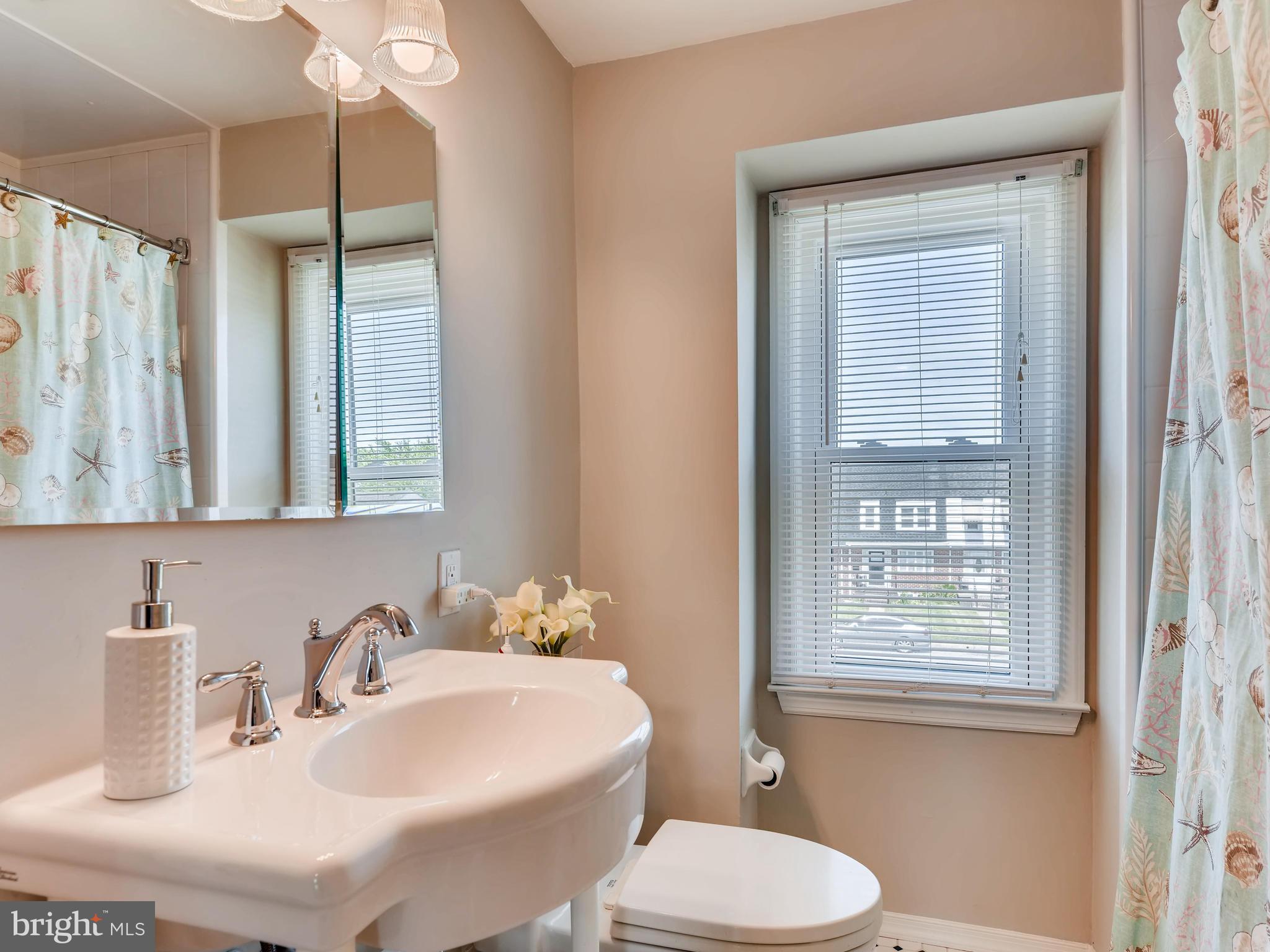 6143 Radecke Avenue Baltimore, MD 21206 - Photo 14 of 23 Updated bathroom, freshly painted.
