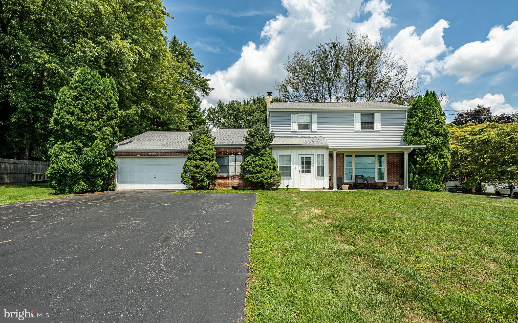 31 Lakeview Road Downingtown, PA 19335 - Photo 1 of 17 Gallery Image 1