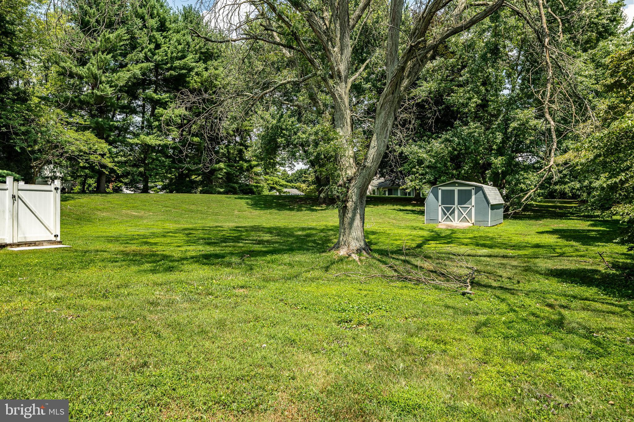31 Lakeview Road Downingtown, PA 19335 - Photo 5 of 17 Gallery Image 5