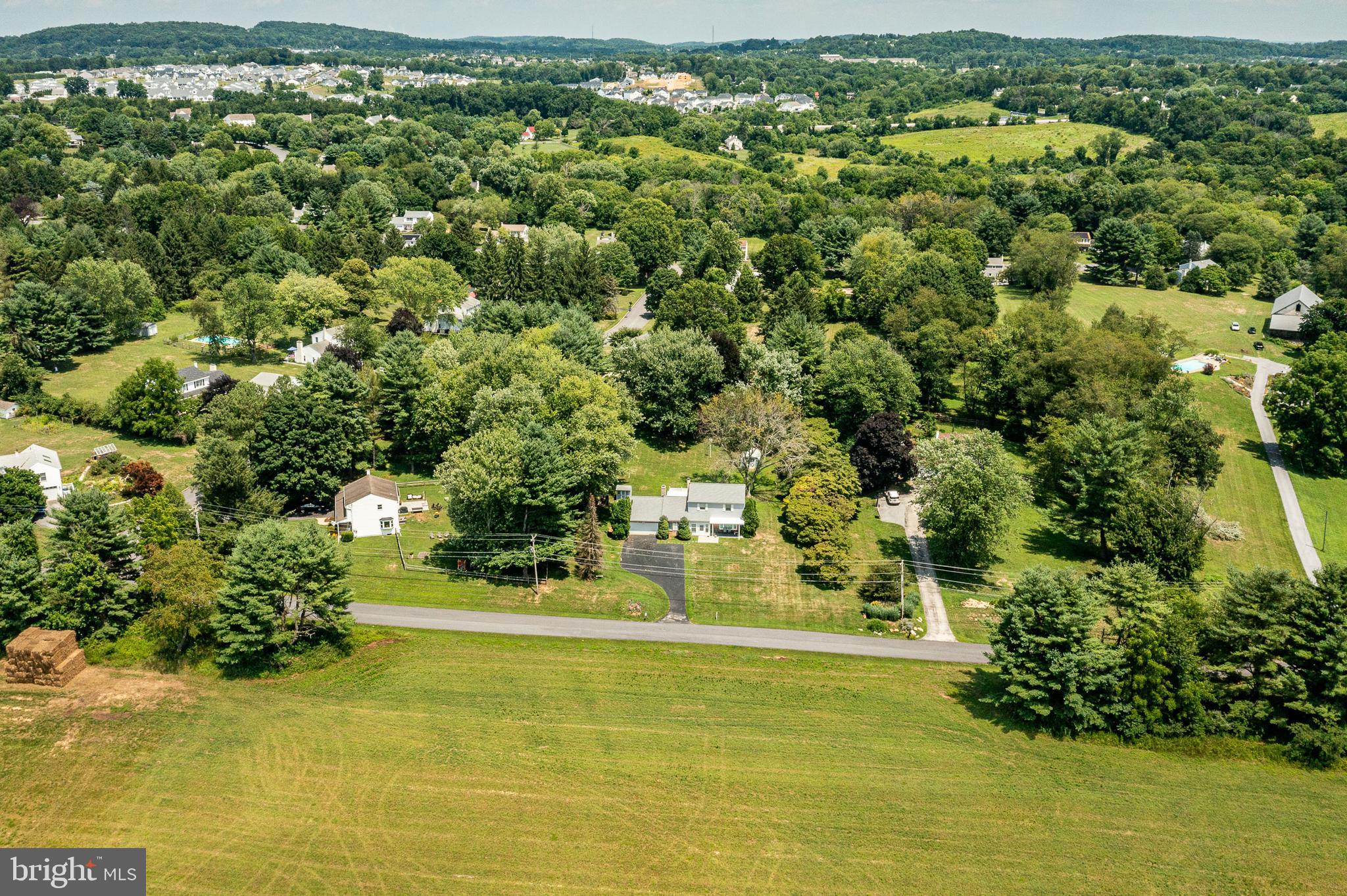 31 Lakeview Road Downingtown, PA 19335 - Photo 8 of 17 Gallery Image 8
