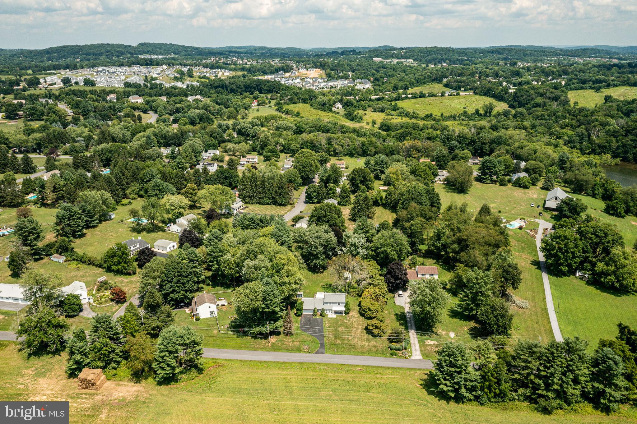 31 Lakeview Road Downingtown, PA 19335 - Photo 9 of 17 Gallery Image 9
