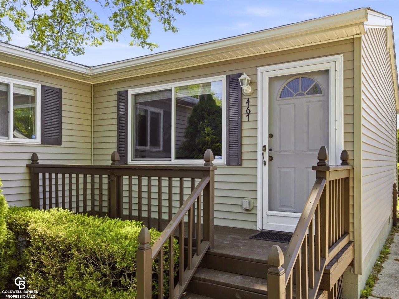 467 Dixie Boulevard Algonac, MI 48001 - Photo 3 of 25
