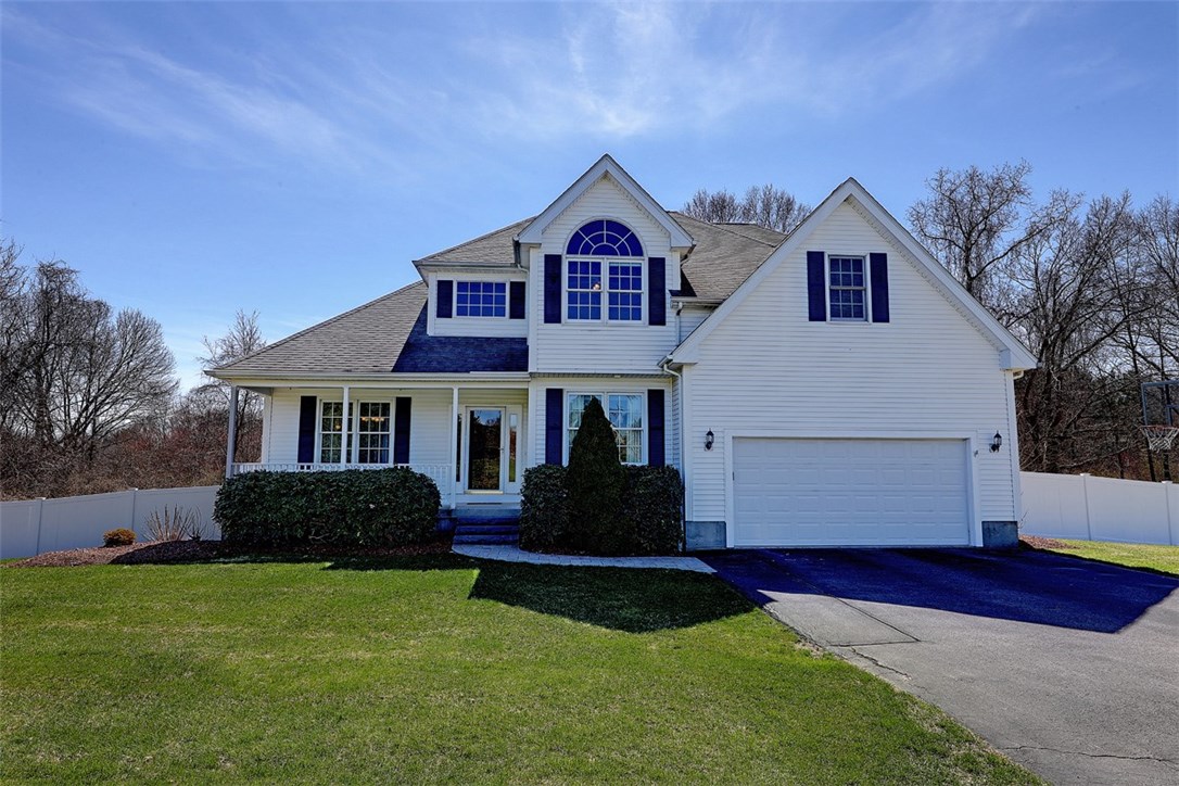 18 Windsong Road Cumberland, RI 02864 - Photo 1 of 40