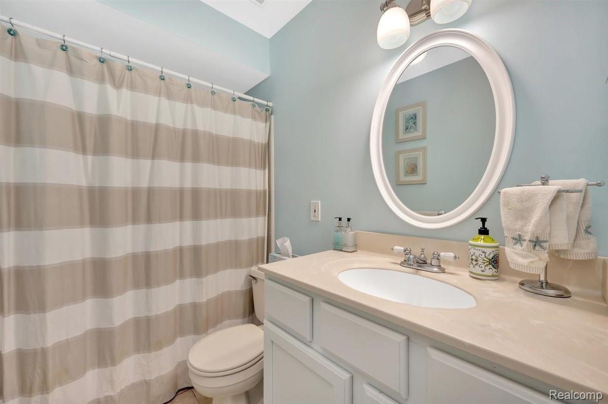 1631 Hillside Lane Rochester, MI 48307 - Photo 15 of 28 15-DSC_5206.jpg