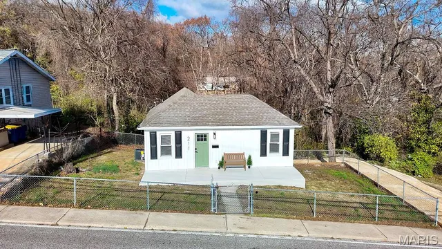 $179,900 | 211 North 9th Street, Festus, MO 63028