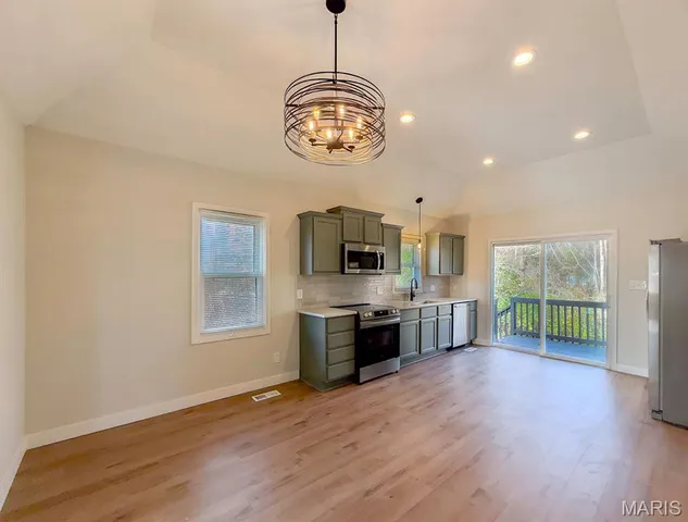 $179,900 | 211 North 9th Street, Festus, MO 63028