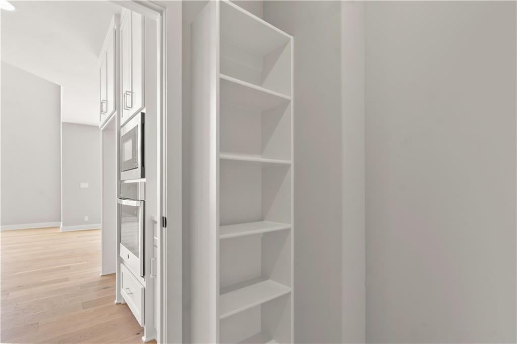 8013 Round Prairie Street Shawnee, KS 66218 - Photo 18 of 65