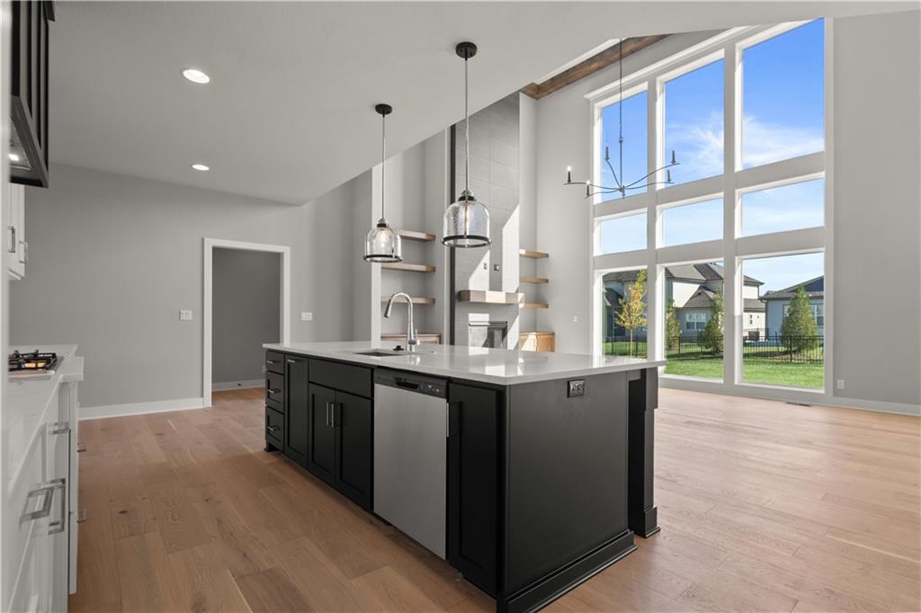 8013 Round Prairie Street Shawnee, KS 66218 - Photo 20 of 65