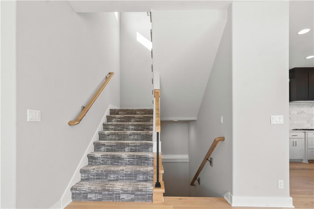 8013 Round Prairie Street Shawnee, KS 66218 - Photo 39 of 65