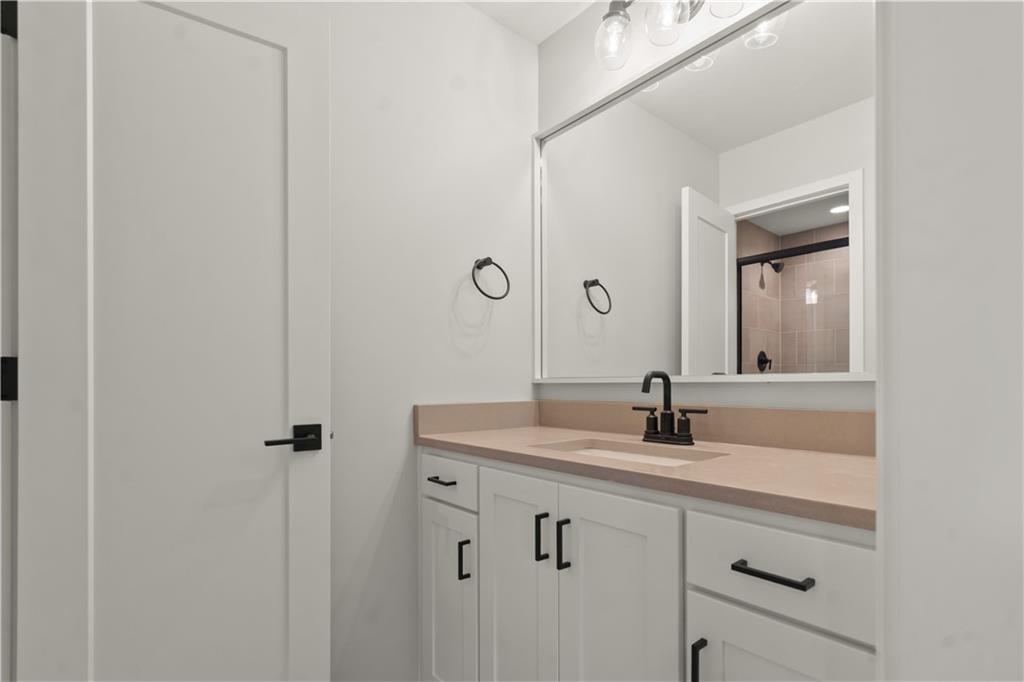 8013 Round Prairie Street Shawnee, KS 66218 - Photo 52 of 65