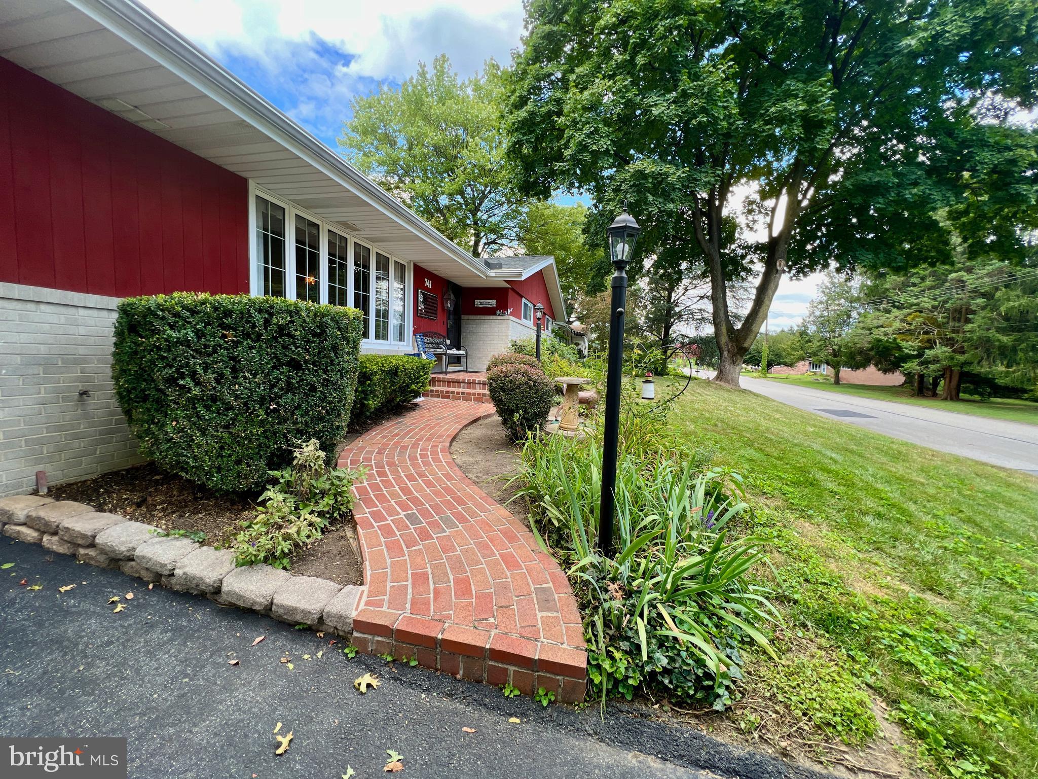 741 Greendale Road York, PA 17403 - Photo 12 of 45 Gallery Image 12