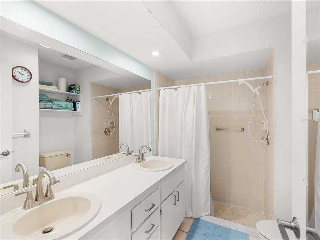 6580 Brambleleaf Drive Spring Hill, FL 34606 - Photo 11 of 62