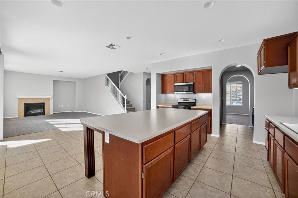 15177 Brucite Road Victorville, CA 92394 - Photo 7 of 37