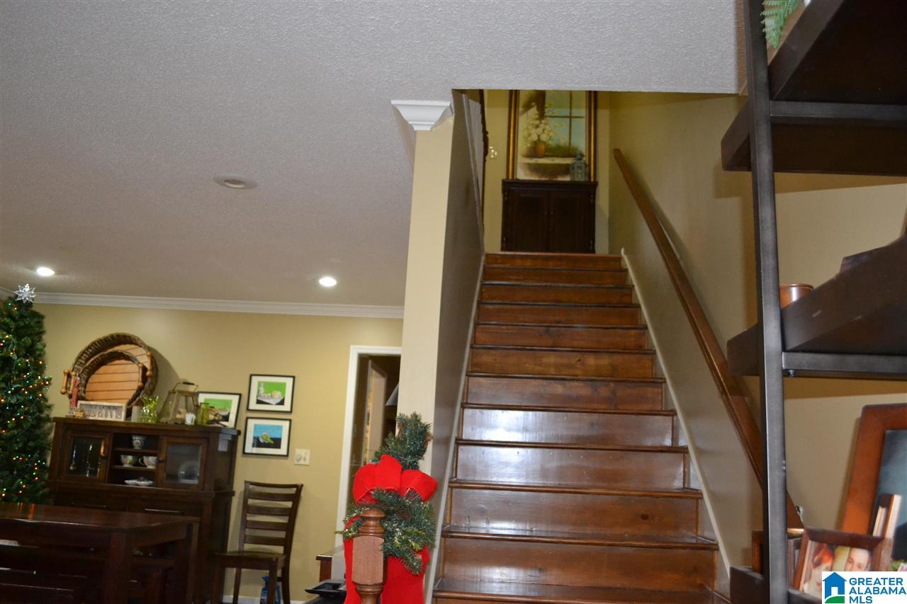 118 Ridge Park Drive Birmingham, AL 35216 - Photo 11 of 48