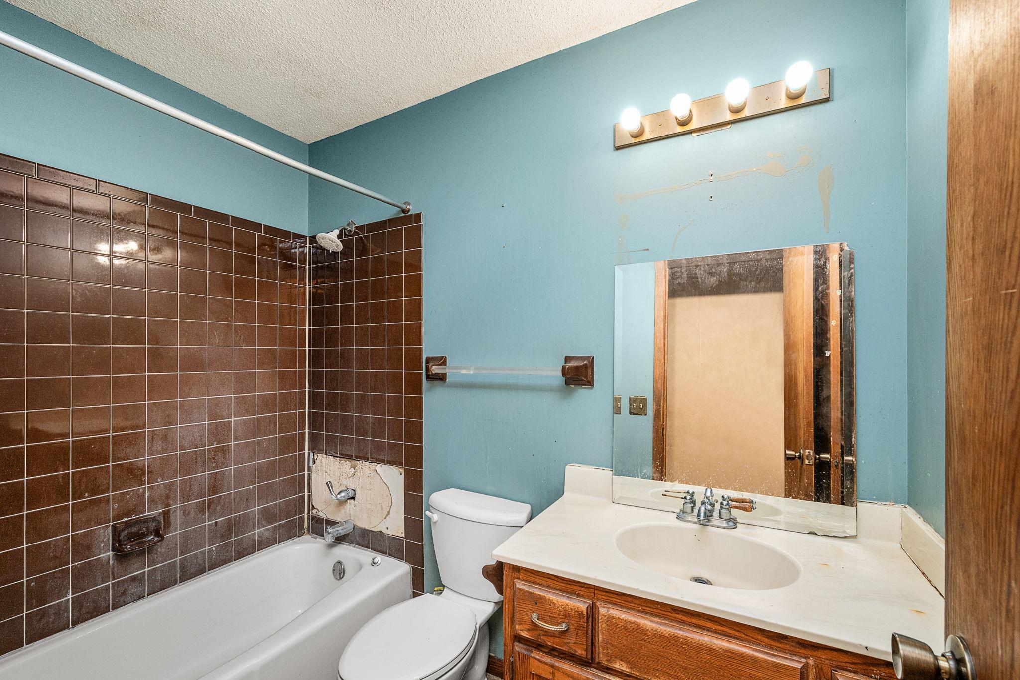 14315 Embry Path Apple Valley, MN 55124 - Photo 13 of 20