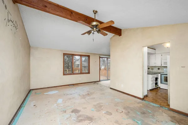 $249,900 | 14315 Embry Path, Apple Valley, MN 55124