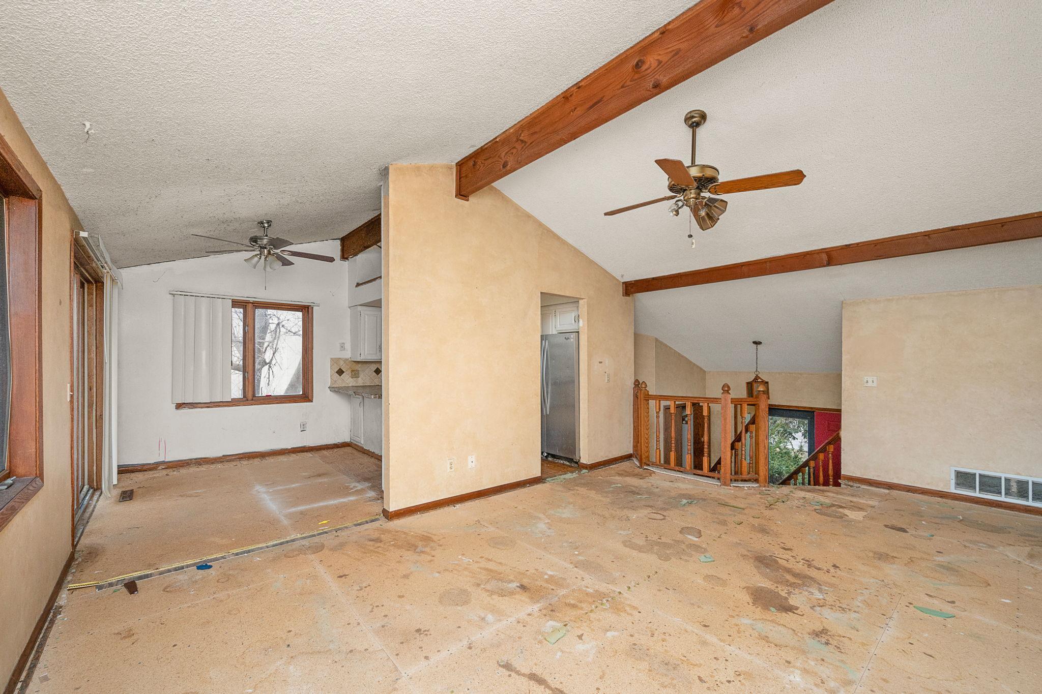 14315 Embry Path Apple Valley, MN 55124 - Photo 4 of 20