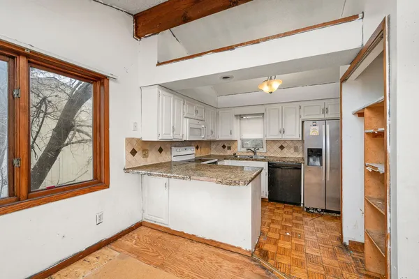 $249,900 | 14315 Embry Path, Apple Valley, MN 55124