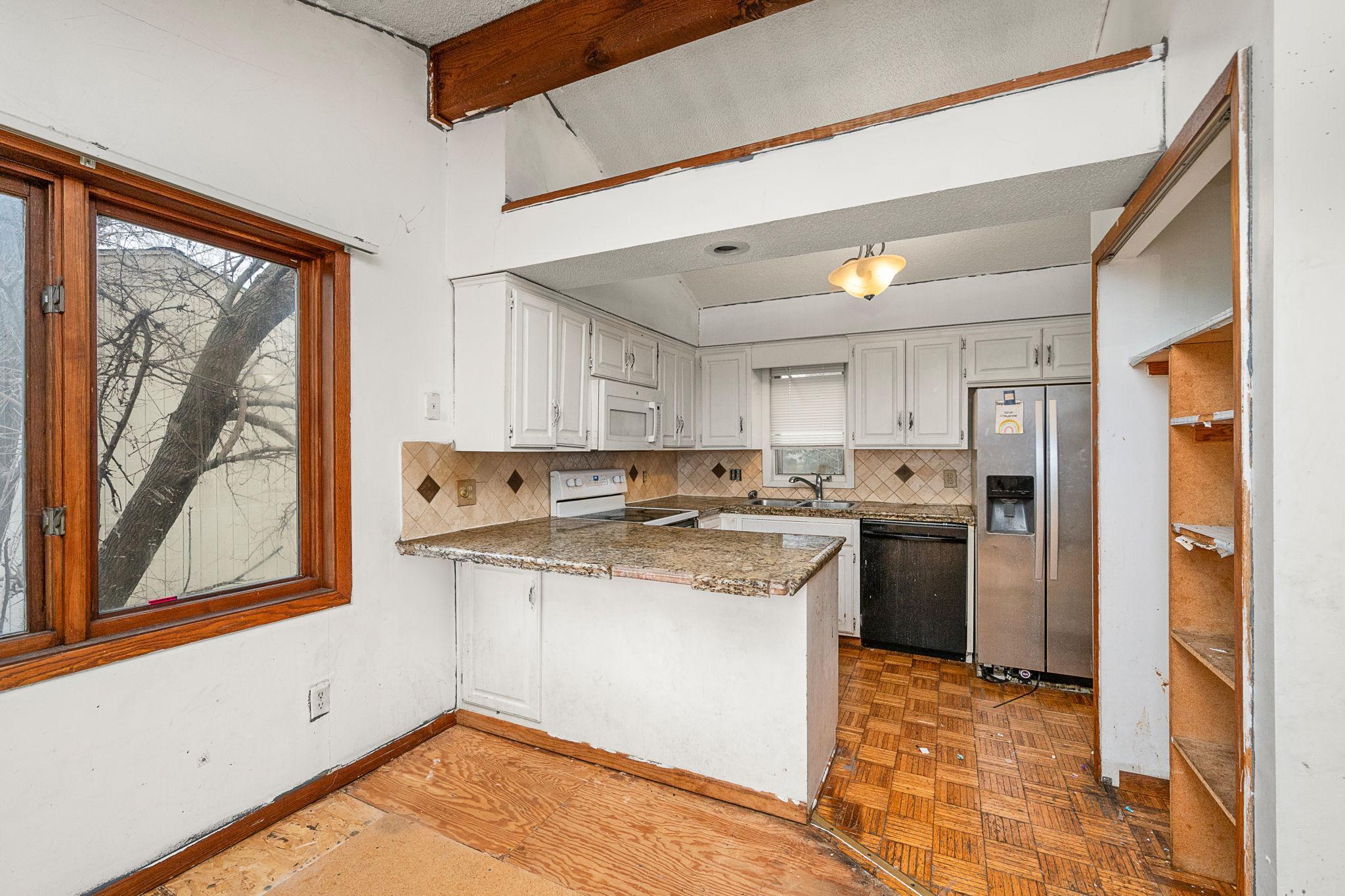 14315 Embry Path Apple Valley, MN 55124 - Photo 6 of 20