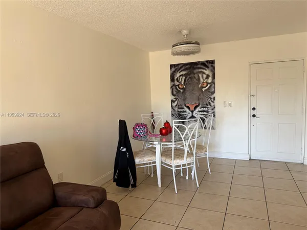 a view of a livingroom with furniture