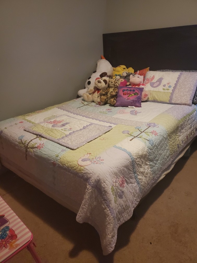 11 Myrick Road Flintville, TN 37335 - Photo 9 of 19 a bedroom with a bed and a night stand