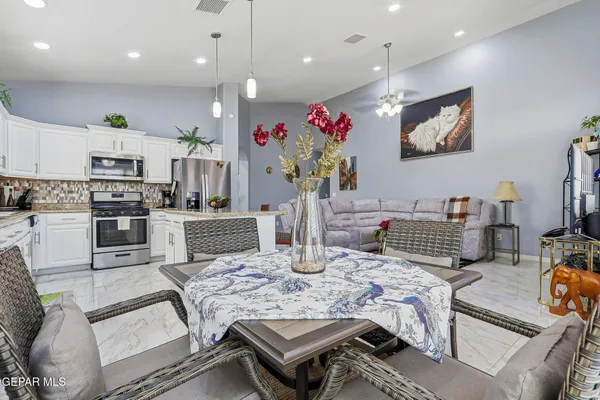 $342,900 | 7360 Phil Hansen Drive, Canutillo, TX 79835