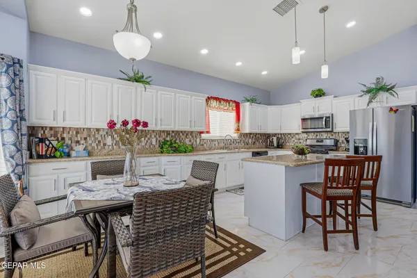 $342,900 | 7360 Phil Hansen Drive, Canutillo, TX 79835