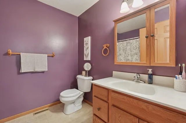 $237,000 | 384 Cedar Street, Baldwin, WI 54002