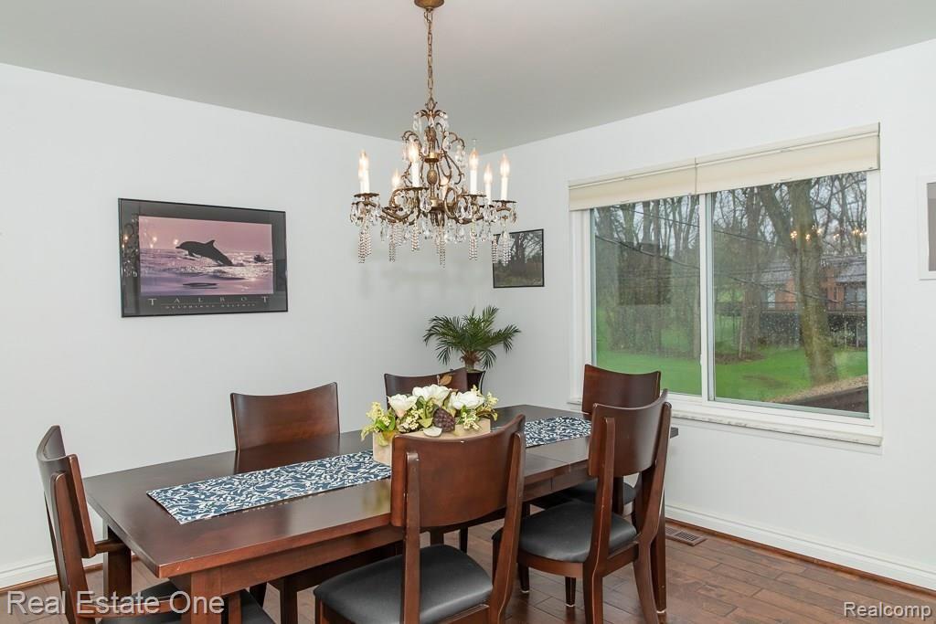 1722 Crooks Road Rochester Hills, MI 48309 - Photo 9 of 53