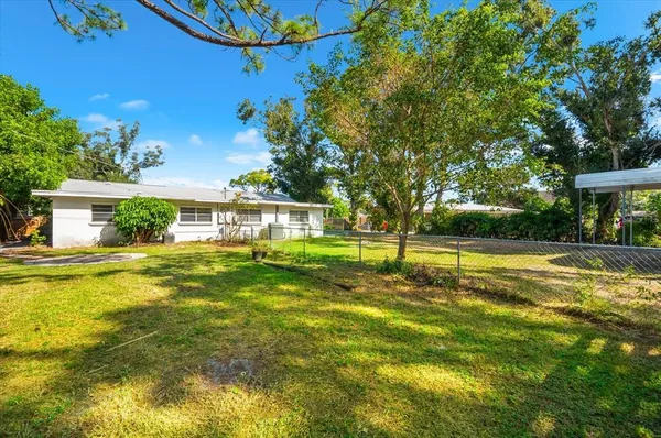 $495,000 | 904 66th Avenue West, Bradenton, FL 34207