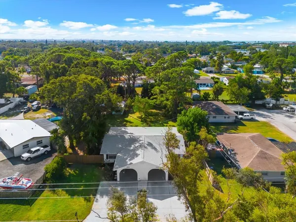 $495,000 | 904 66th Avenue West, Bradenton, FL 34207