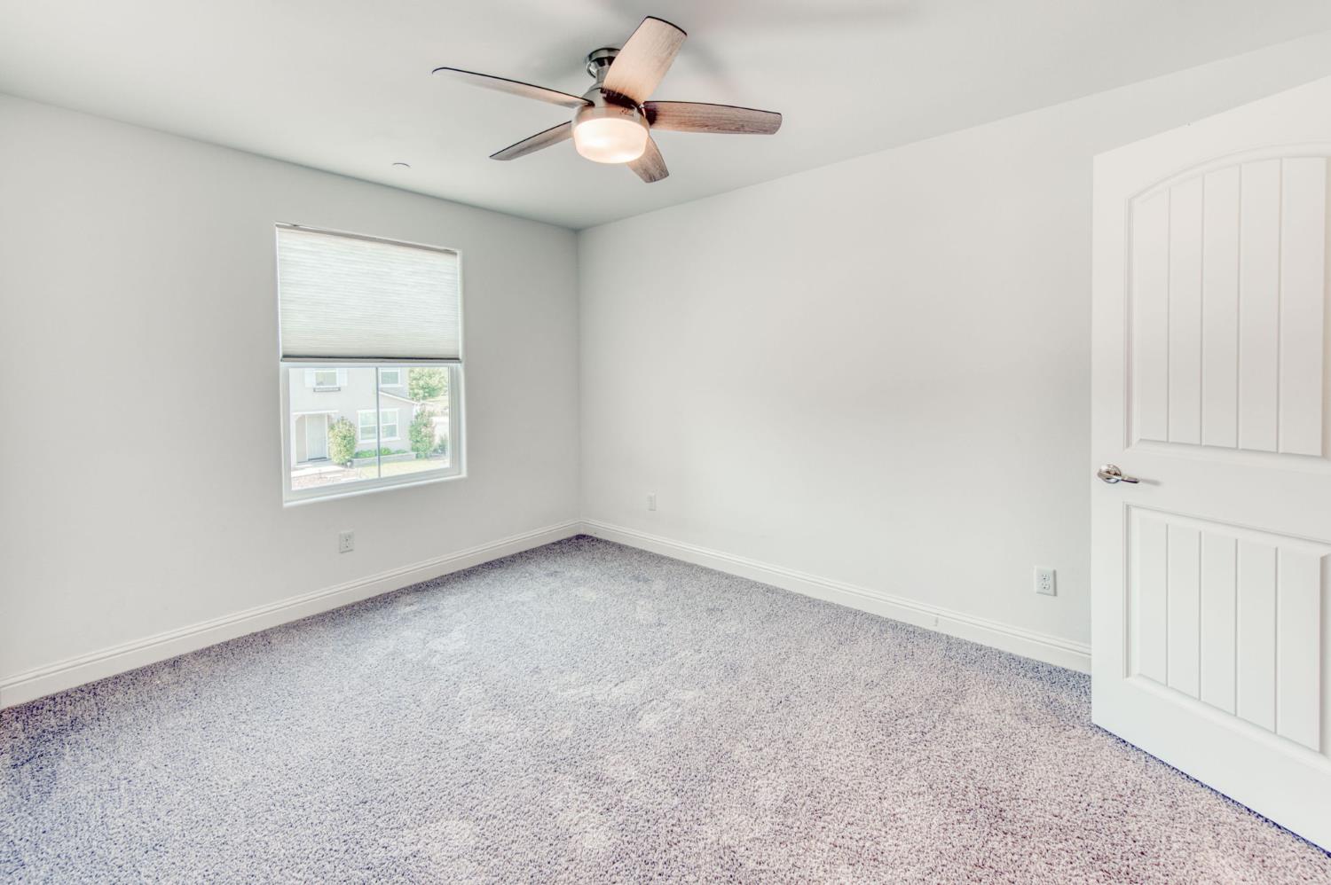 3923 Morris Avenue Clovis, CA 93619 - Photo 29 of 47