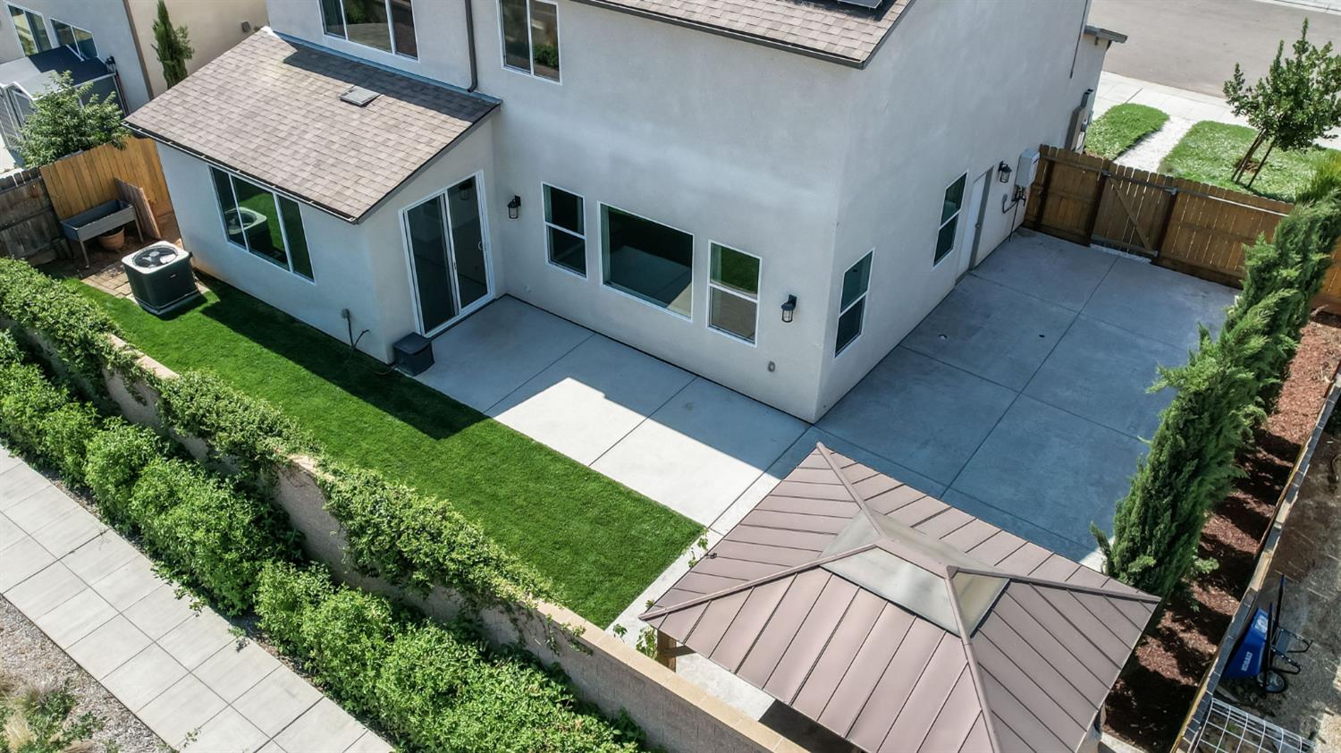 3923 Morris Avenue Clovis, CA 93619 - Photo 40 of 47