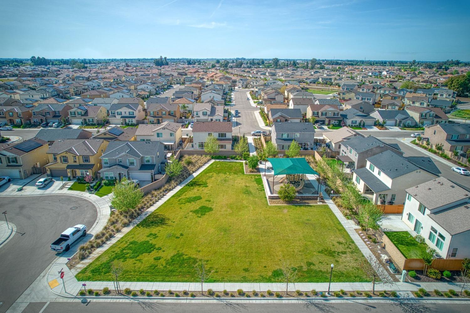 3923 Morris Avenue Clovis, CA 93619 - Photo 44 of 47