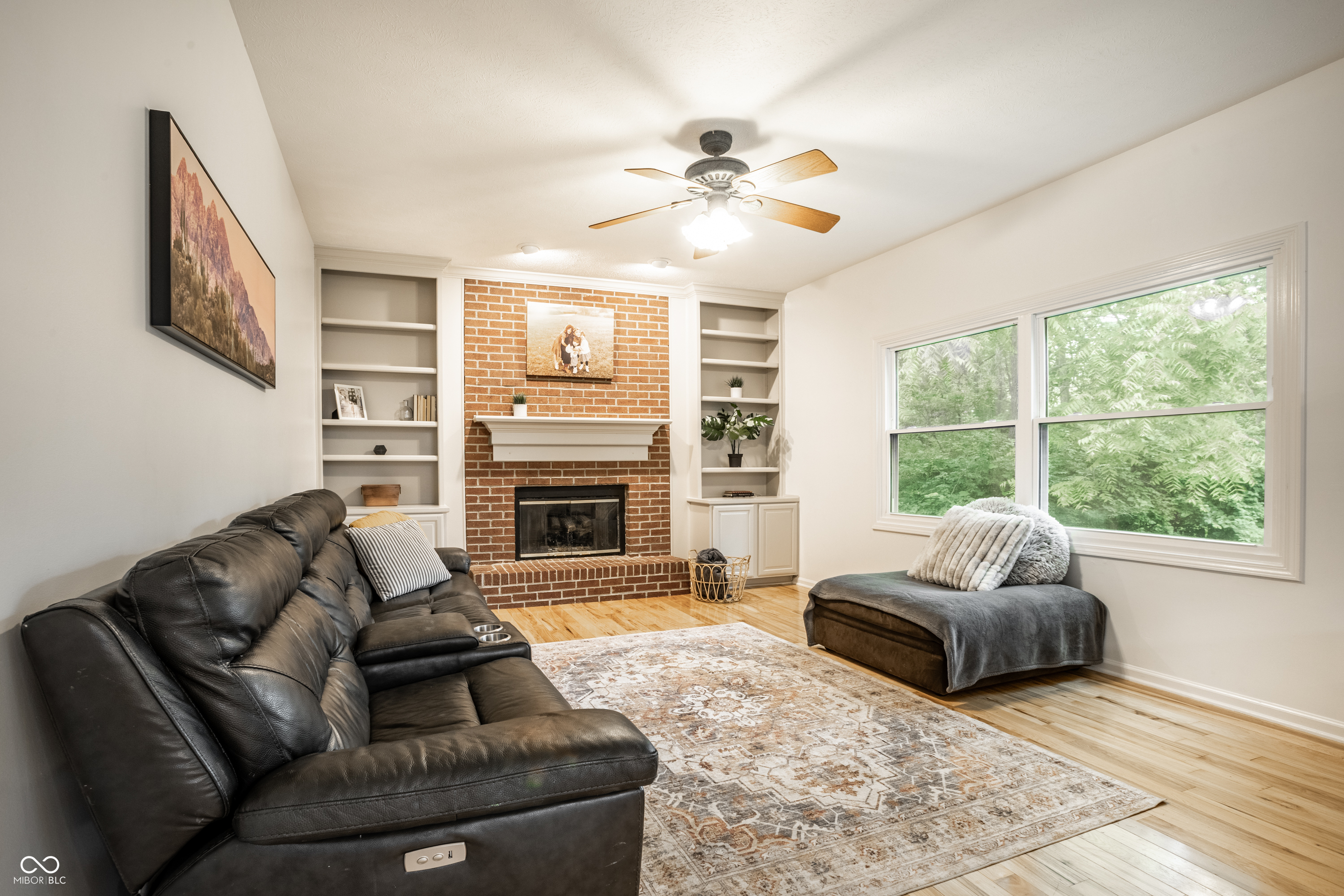 9160 Stratton Court Fishers, IN 46037 - Photo 8 of 52