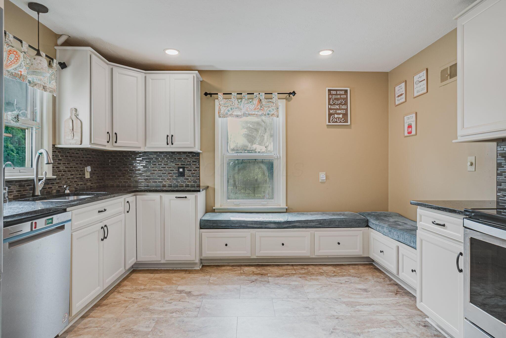 170 Amity Road Galloway, OH 43119 - Photo 12 of 51 21-M.R. 170 Amity Rd-21