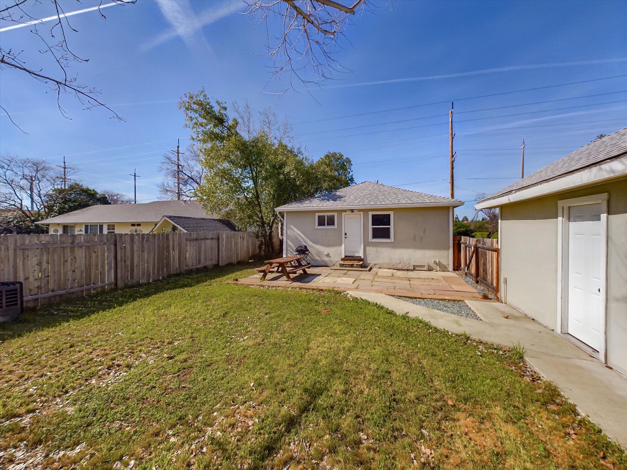 1643 Canby Road Redding, CA 96002 - Photo 31 of 41 37-1643 Canby Road-134