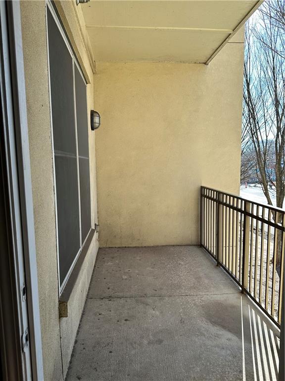 870 Mayson Turner Road Northwest, Unit 1110 Atlanta, GA 30314 - Photo 18 of 18 a view of a door