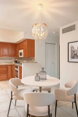 $995,000 | 500 West Harbor Drive, Unit 413, San Diego, CA 92101