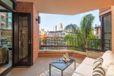 $995,000 | 500 West Harbor Drive, Unit 413, San Diego, CA 92101