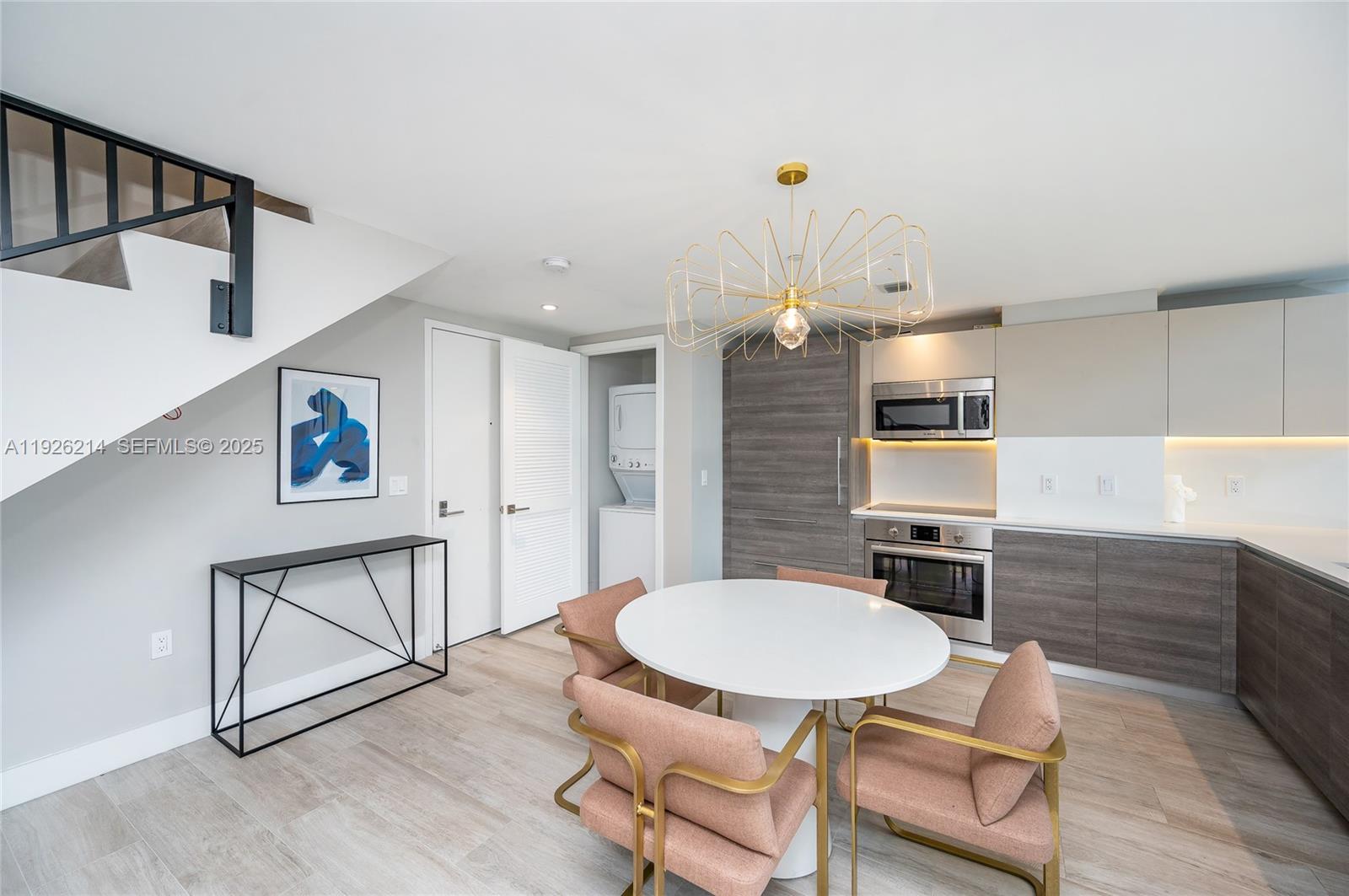 121 Northeast 34th Street, Unit PH3215 Miami, FL 33137 - Photo 15 of 30