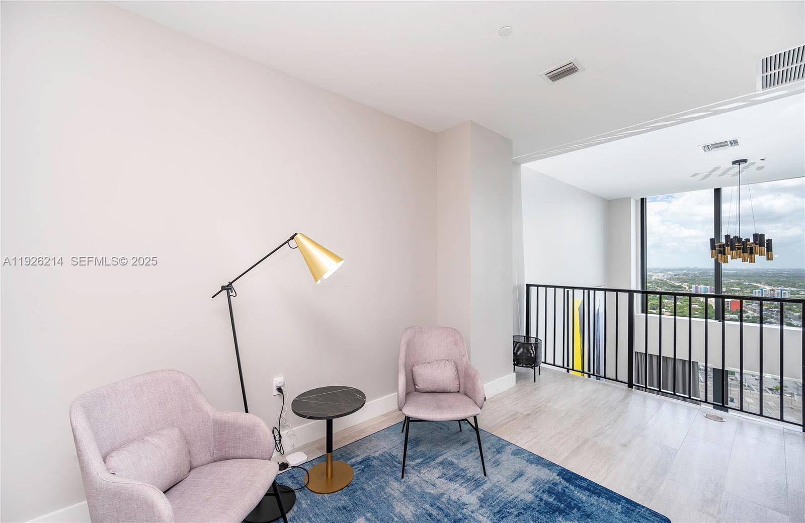 121 Northeast 34th Street, Unit PH3215 Miami, FL 33137 - Photo 17 of 30