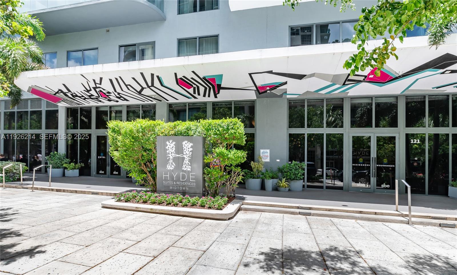 121 Northeast 34th Street, Unit PH3215 Miami, FL 33137 - Photo 19 of 30