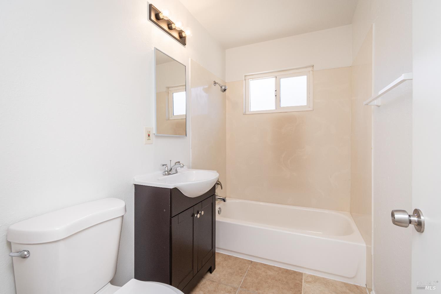 1541 Rayburn Court Fairfield, CA 94533 - Photo 10 of 15