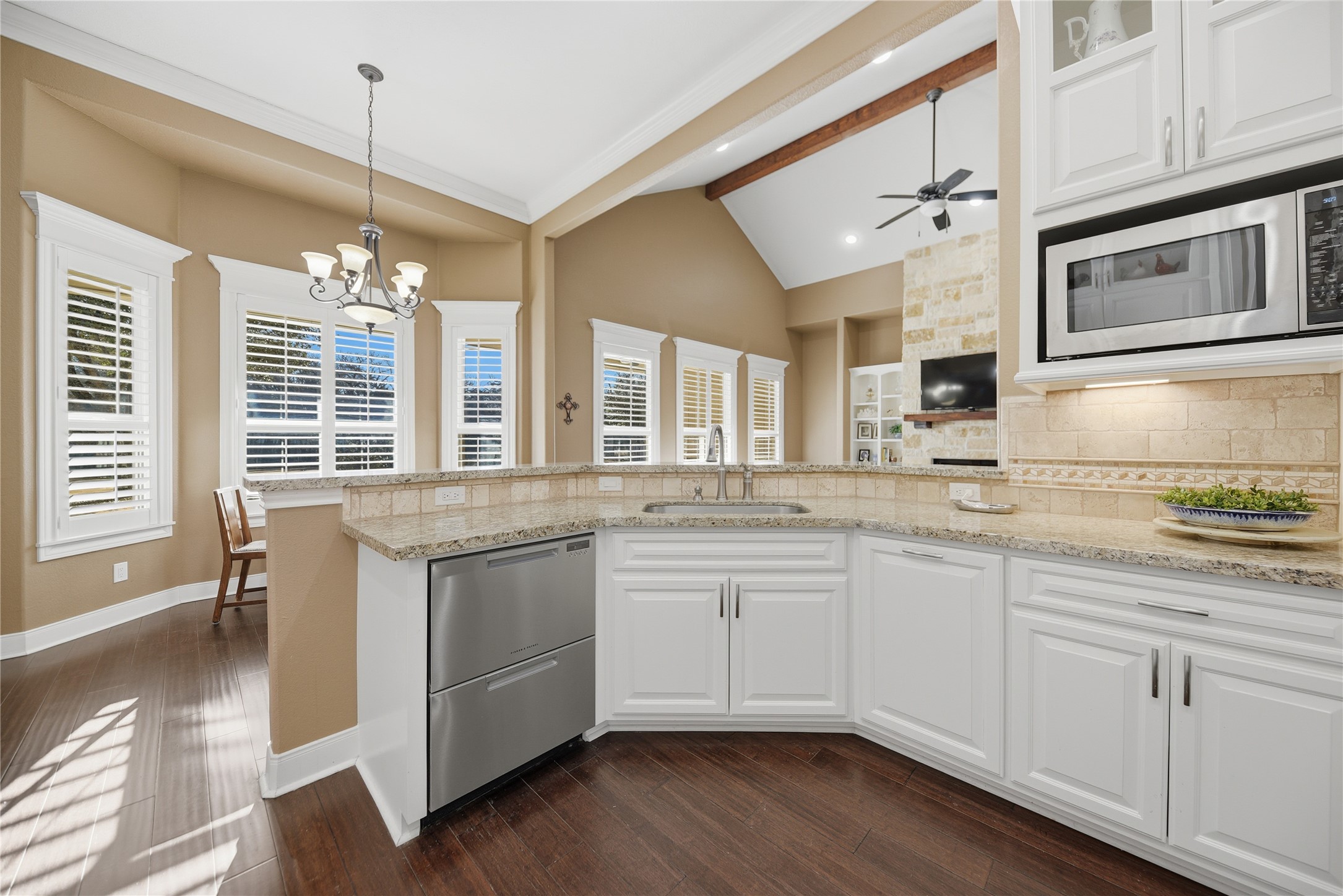 110 Windy Acres Road Brenham, TX 77833 - Photo 14 of 38