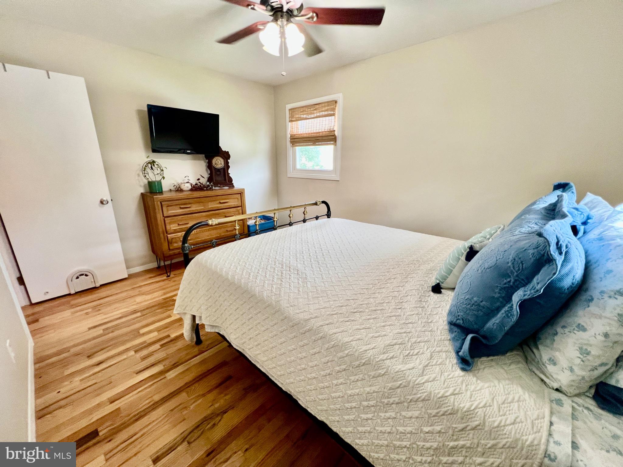 4 Running Brook Road Ewing, NJ 08638 - Photo 28 of 46 Cozy bedroom with warm wood floors.