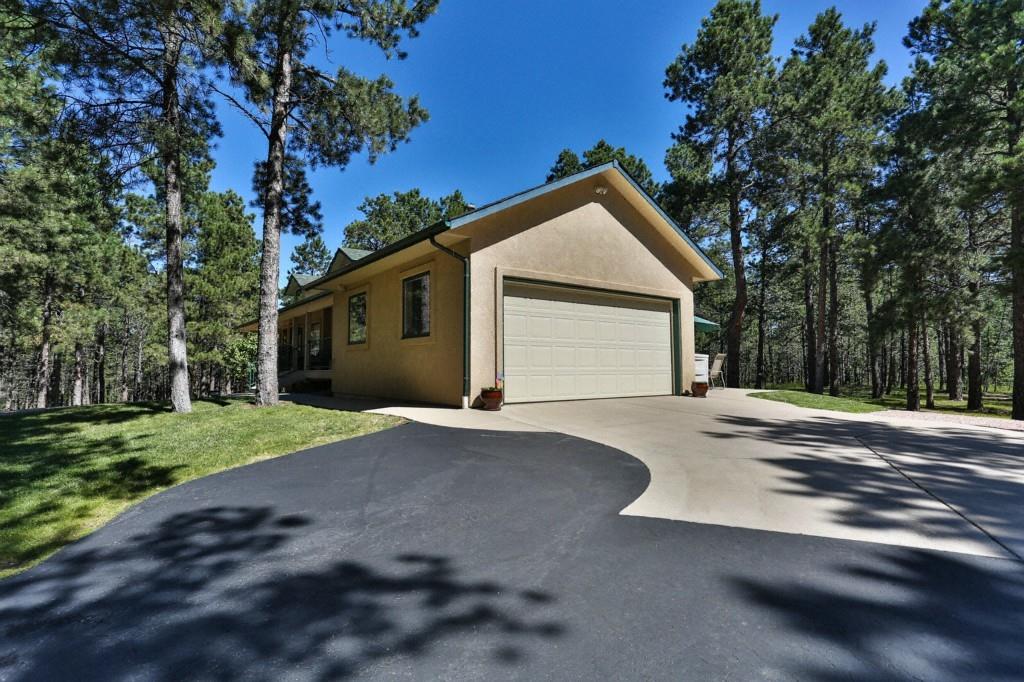 17845 Table Rock Road Colorado Springs, CO 80908 - Photo 4 of 36