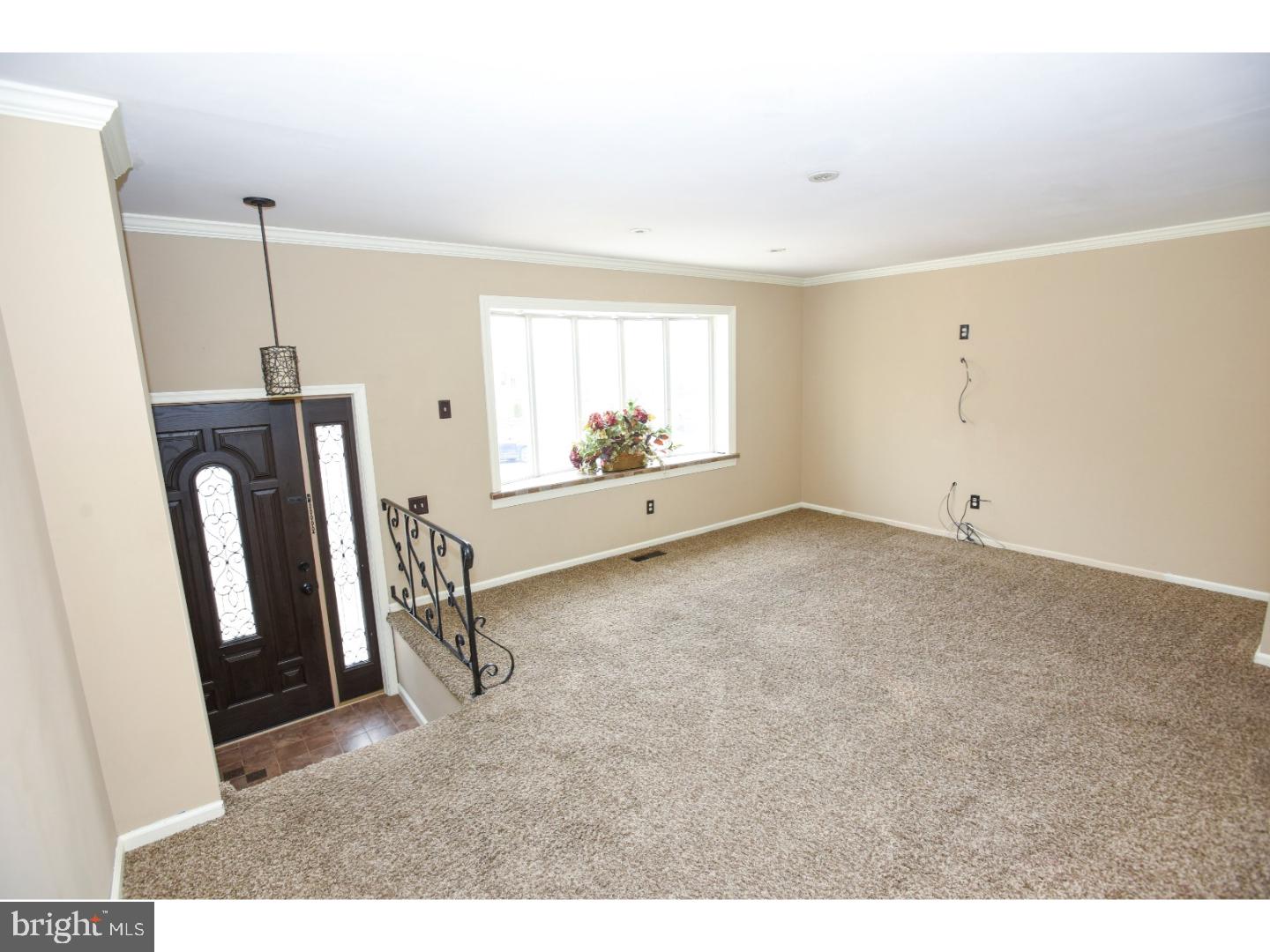 12703 Cabell Road Philadelphia, PA 19154 - Photo 4 of 22