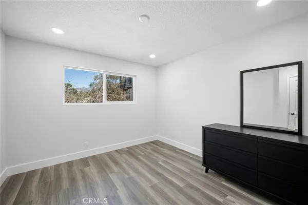 $2,800 | 7231 1/2 Apperson Street, Tujunga, CA 91042