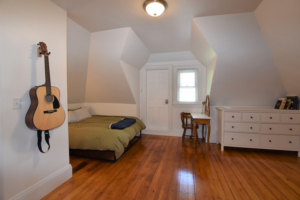30 Appleton Street, Unit 3 Waltham, MA 02453 - Photo 11 of 20